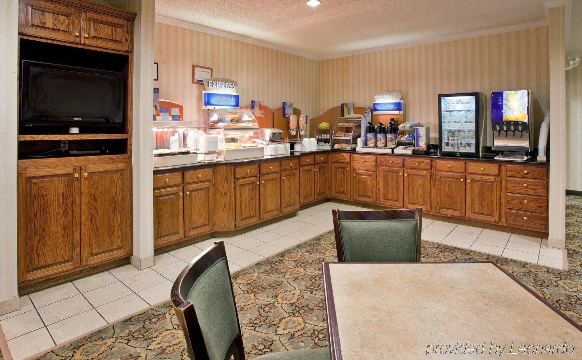 Hotel Baymont By Wyndham University Area 3*
